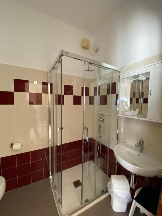 Riviera Aparthotel 3*