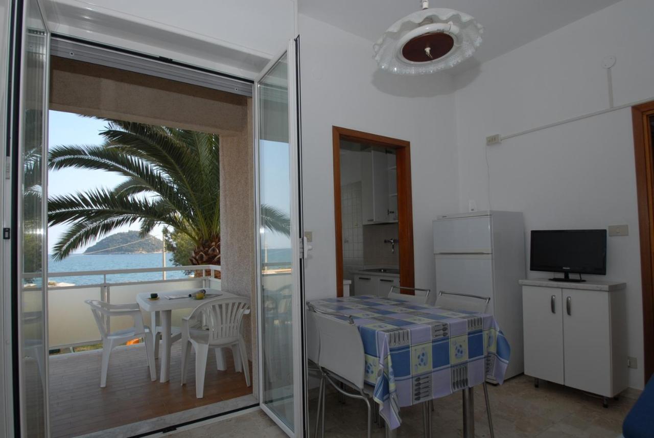 Riviera 3*