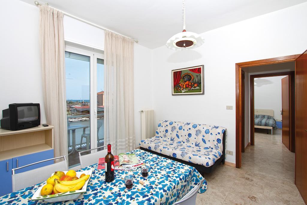 Aparthotel Riviera 3*